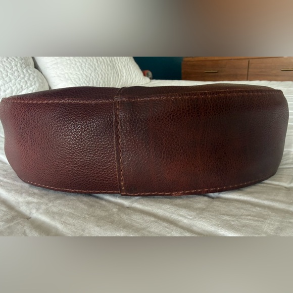 Portland Leather Goods Classic Nora Shoulder Bag - Nutmeg - Picture 3 of 5